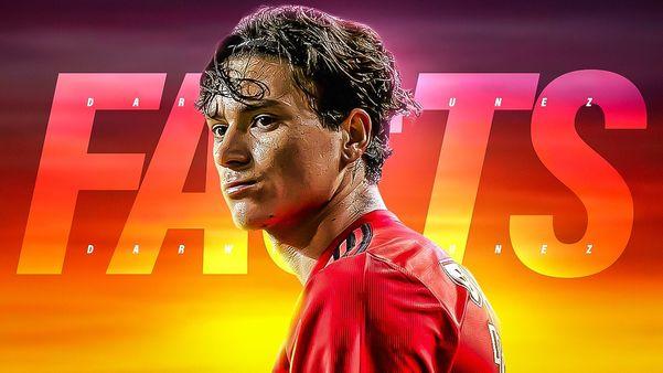 乌拉圭神锋再次获奖，世界足坛赞叹不已