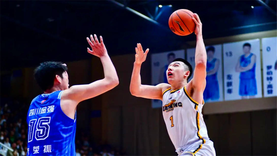 四川队意外失利，遭受比赛挫折