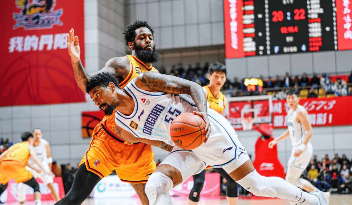 关于超级外援发威，带领球队屡屡获胜的信息