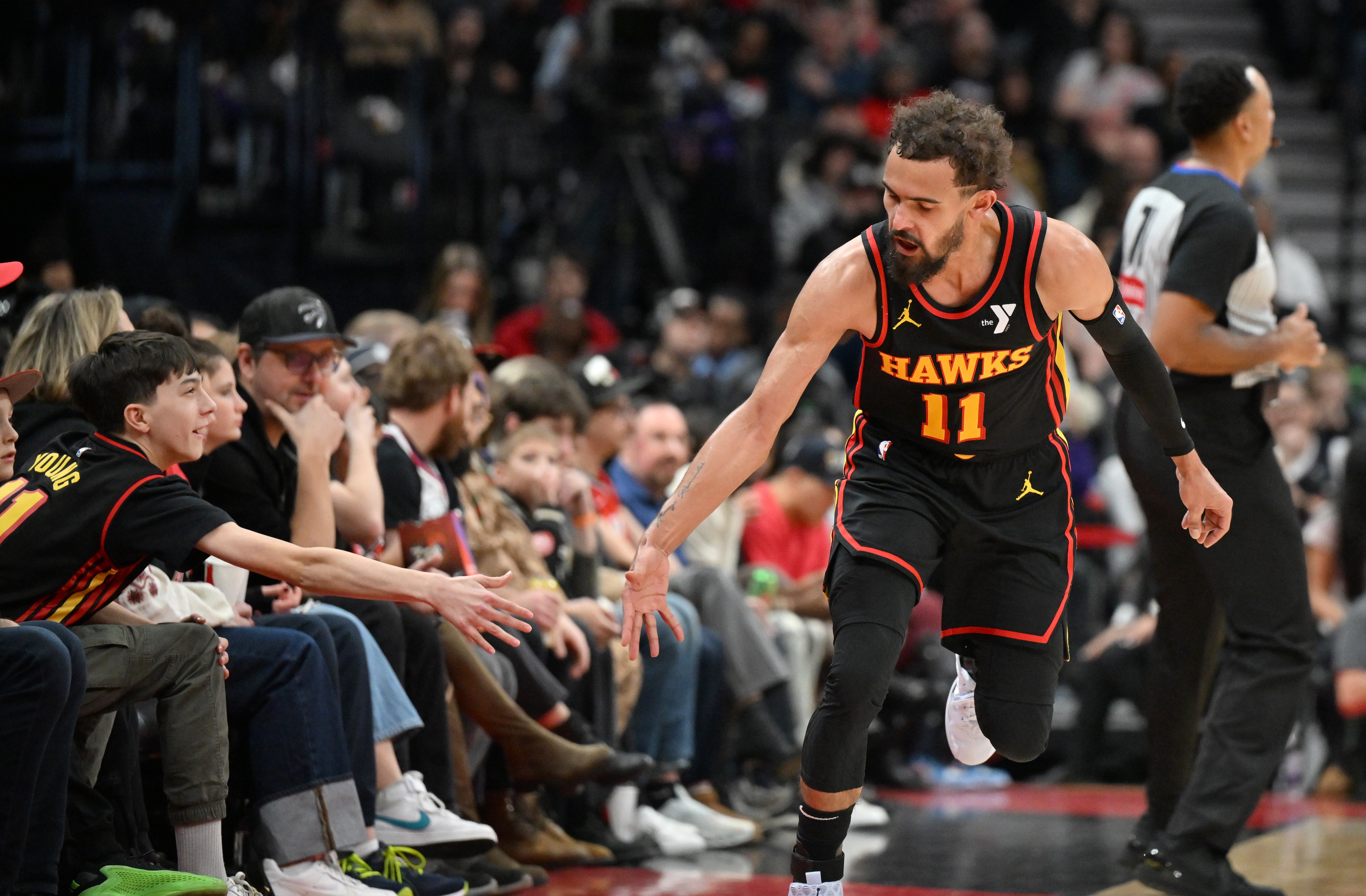 爱游戏官网-爵士队打破老鹰主场不败纪录