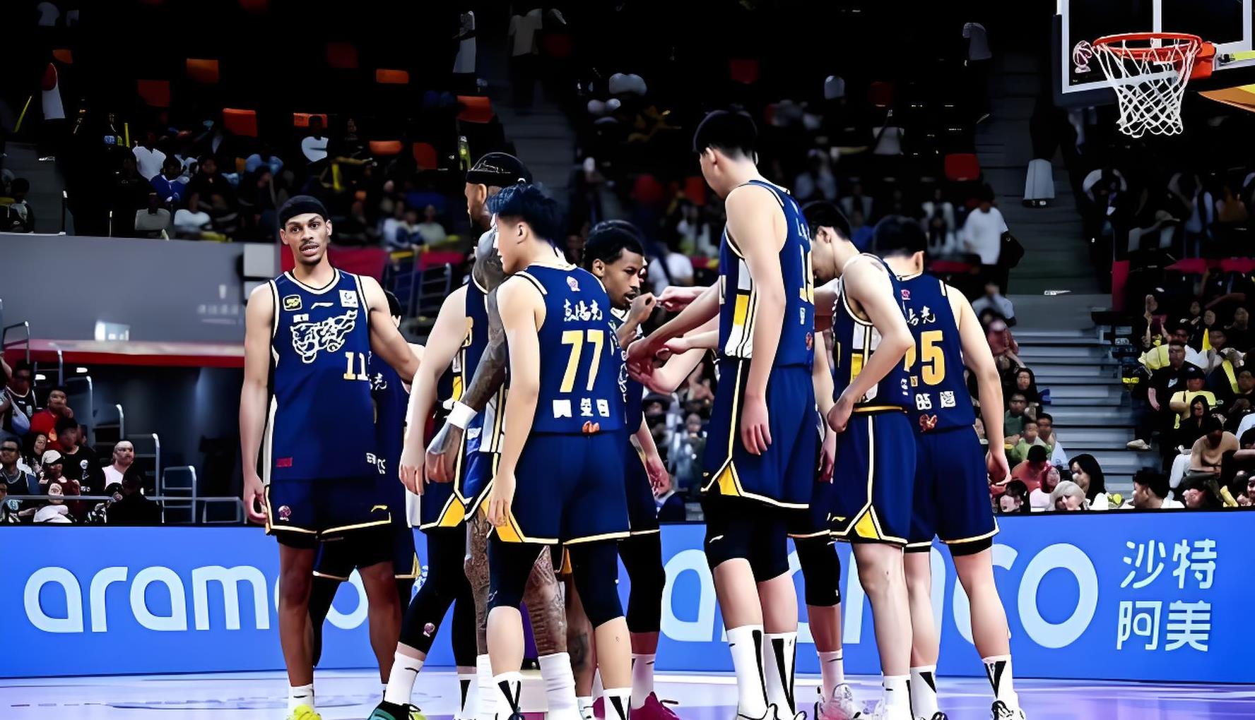 关于热门对决:球场上的激烈较量吸引眼球的信息 关于热门对决:球场上的激烈较量吸引眼球的信息