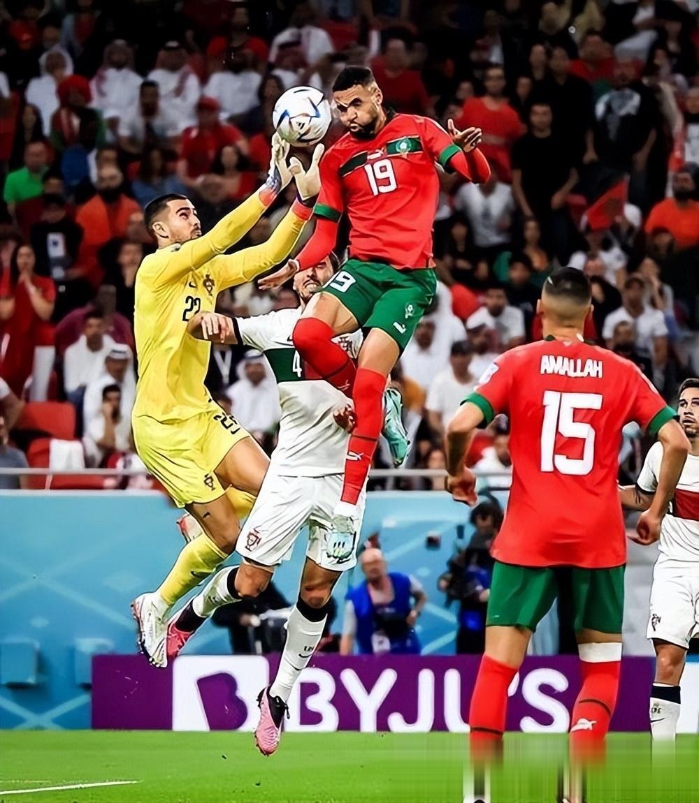 包含摩洛哥篮球国家队备战非洲杯，冲击冠军奖杯的词条