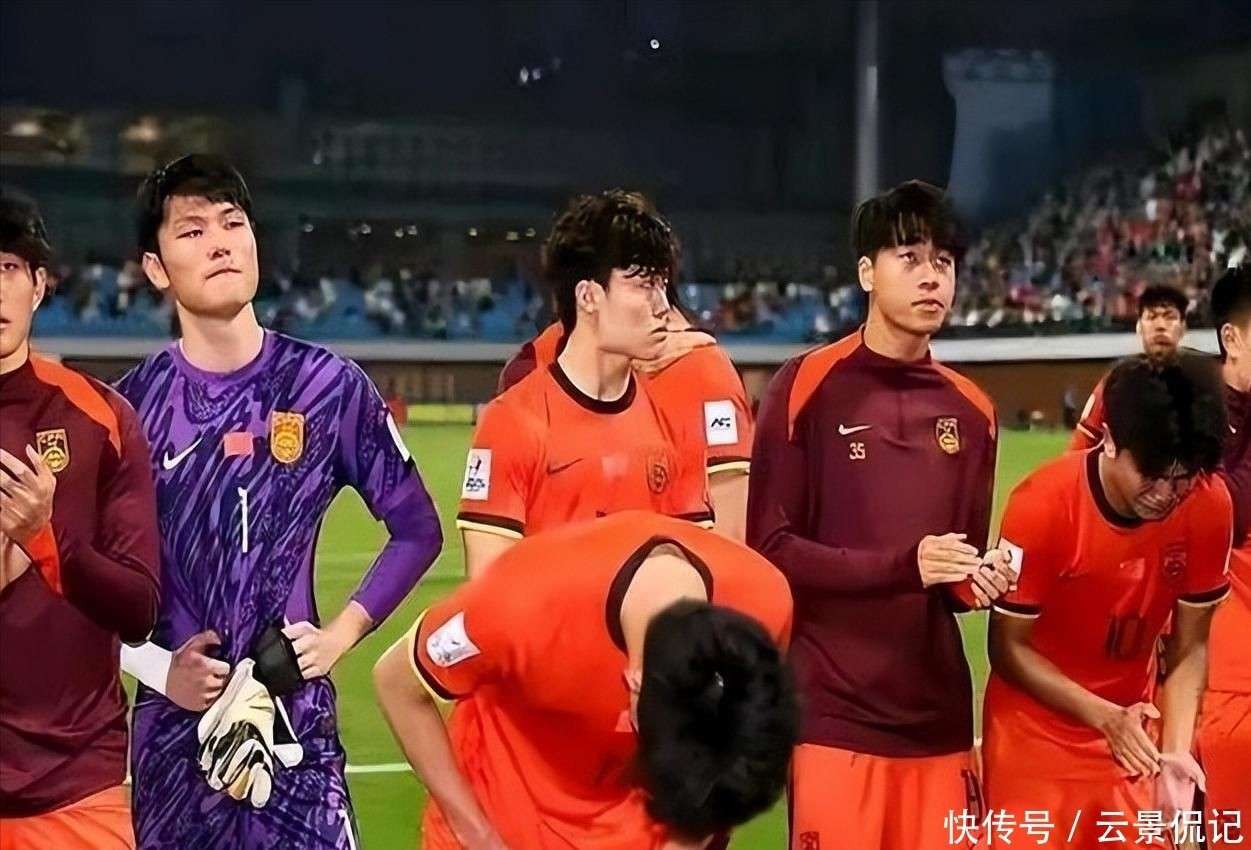 爱游戏在线-包含意甲赛场纠纷不断，裁判吹罚引发争议的词条