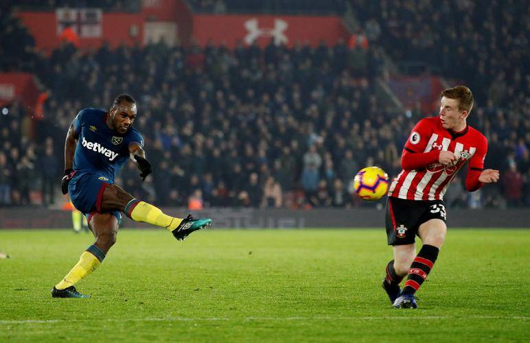 南安普顿主场输给西汉姆联，保级压力增大的简单介绍