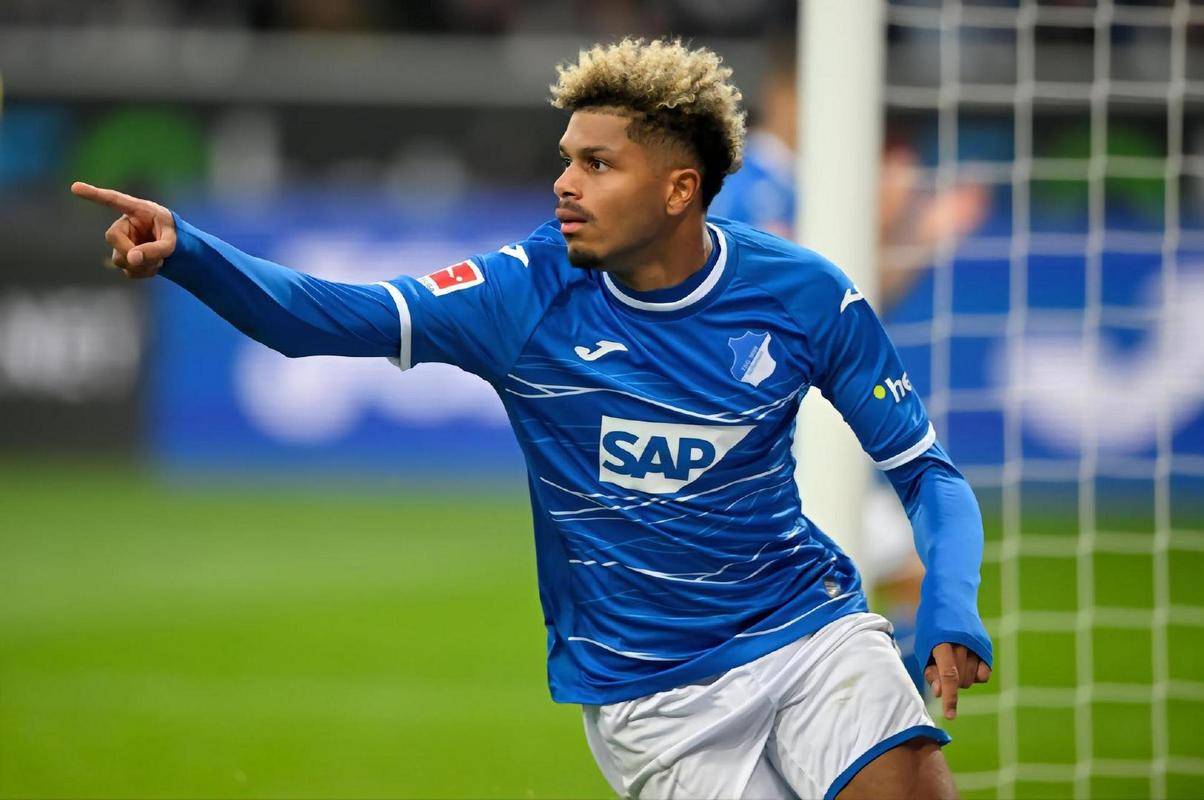 爱游戏app下载-霍芬海姆主场战平，球队寻找突破口冲刺积分的简单介绍