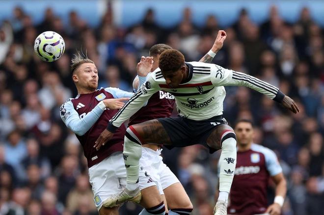 爱游戏体育官网-关于瓦伦西亚遭受惨败，欧冠资格赛区岌岌可危！的信息