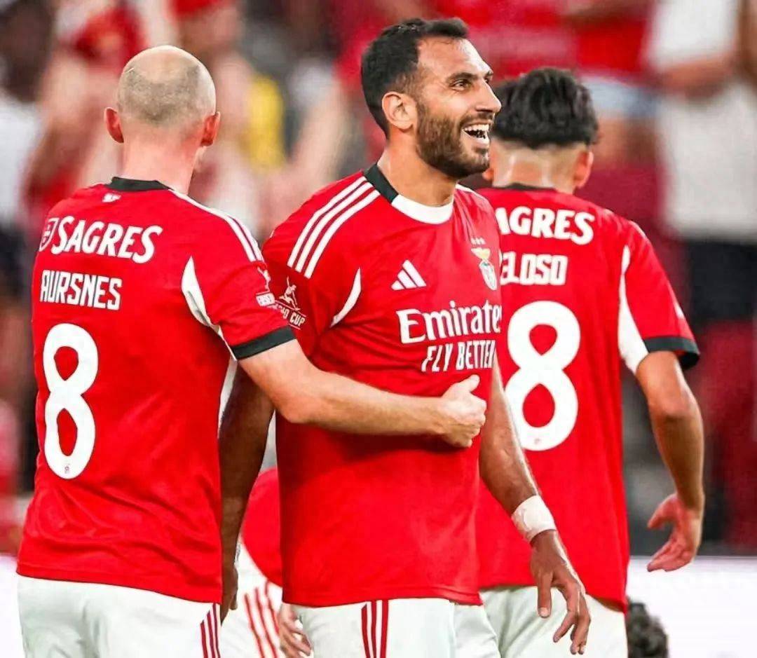 爱游戏网页版入口-包含本菲卡队士气高昂取得胜利的词条