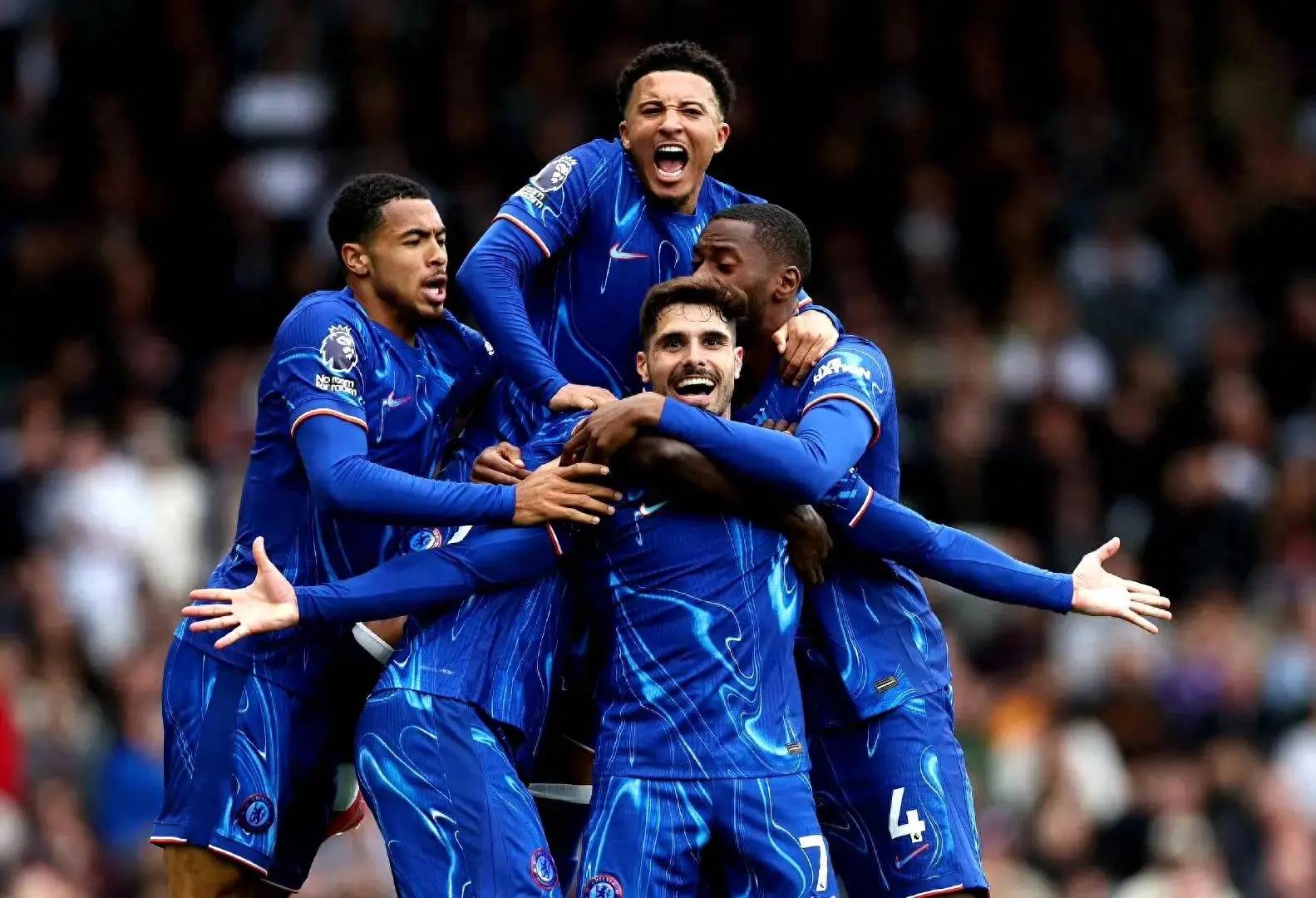 西甲豪门战胜对手,晋级欧冠半决赛 西甲豪门战胜对手,晋级欧冠半决赛