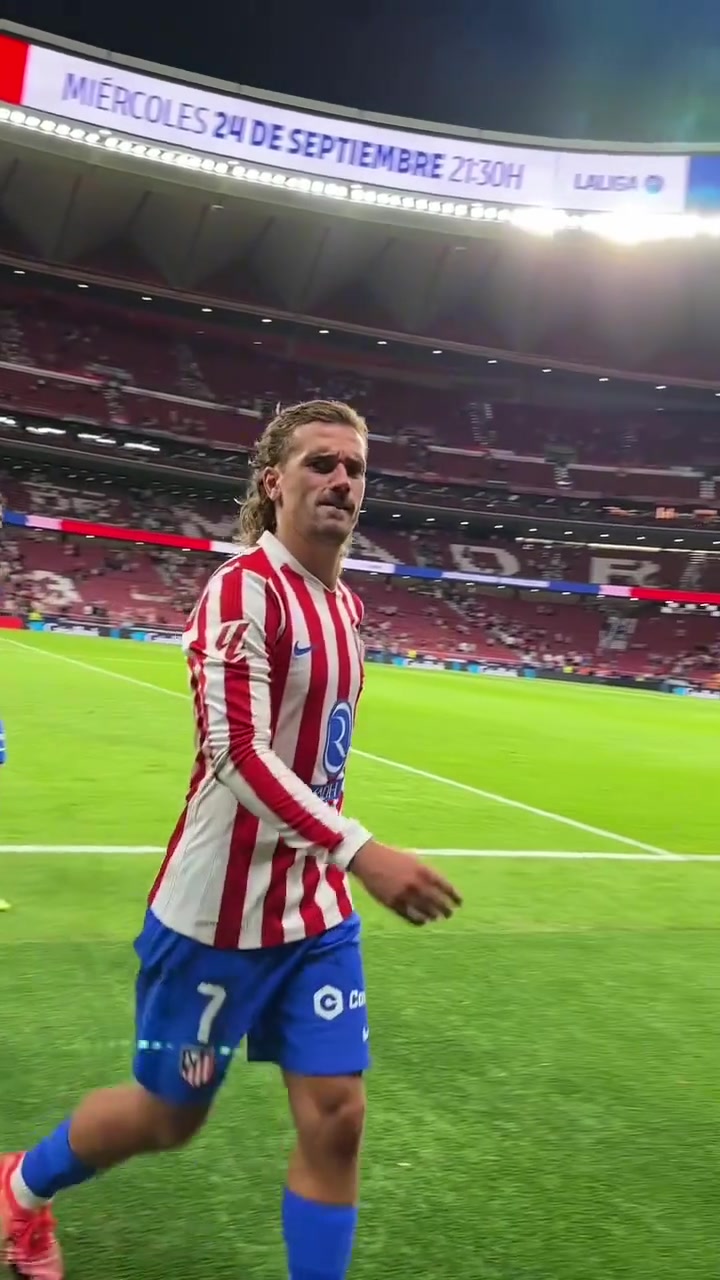 爱游戏在线-包含比利亚雷亚尔客场击败埃尔切，豪取胜利的词条