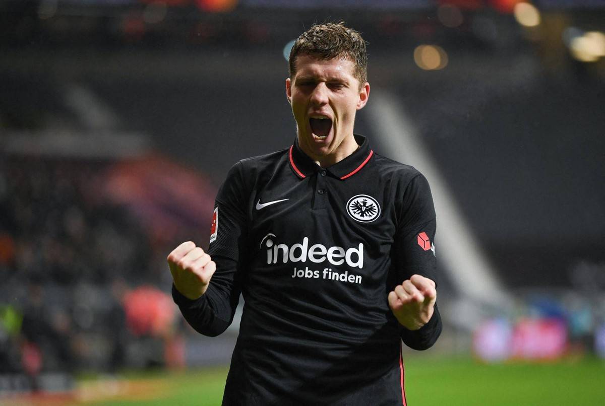 弗赖堡逆转取胜,实现积分榜反弹的简单介绍 弗赖堡逆转取胜,实现积分榜反弹的简单介绍