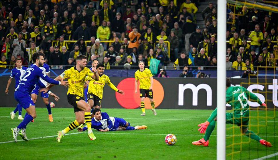 多特蒙德客场逆转，以华丽进球取胜的简单介绍