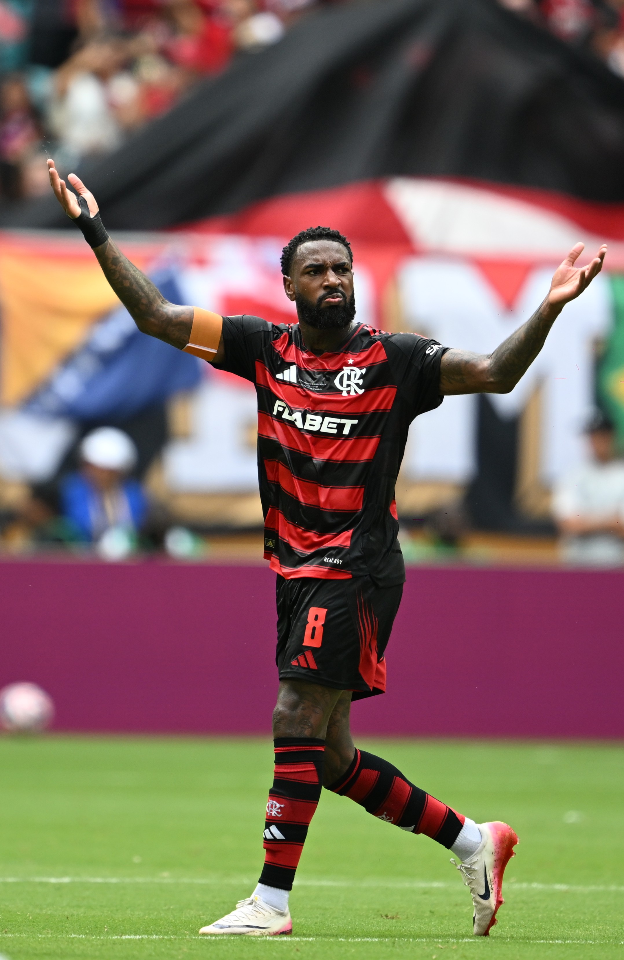 爱游戏官网-包含拜仁慕尼黑横扫对手，晋级无忧的词条