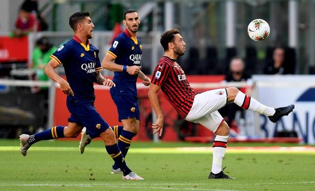 爱游戏中国官网-主教练战术明智，连胜场帮助球队晋级淘汰赛