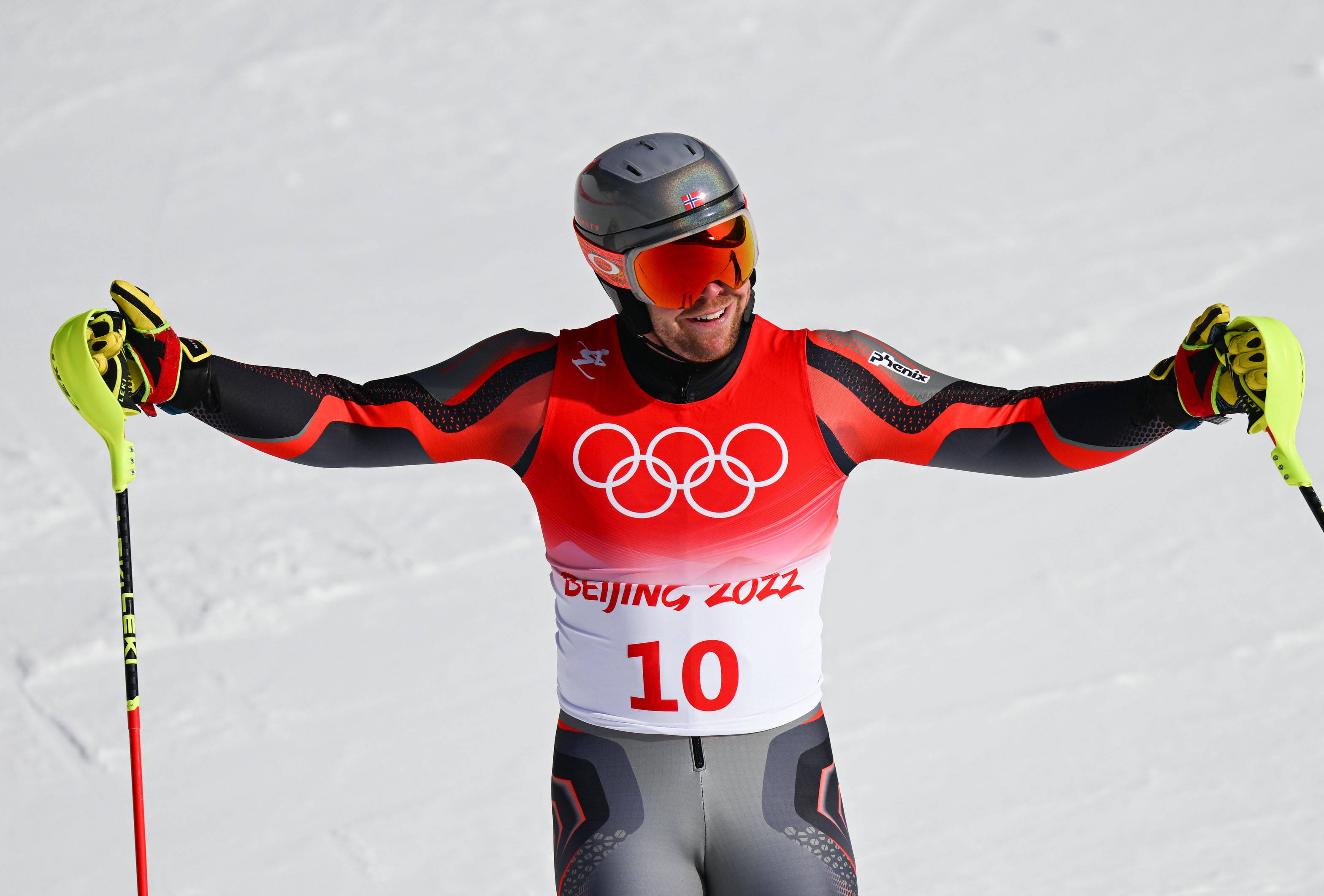 荷兰高山滑雪选手勇夺冠军,称霸赛场 荷兰高山滑雪选手勇夺冠军,称霸赛场